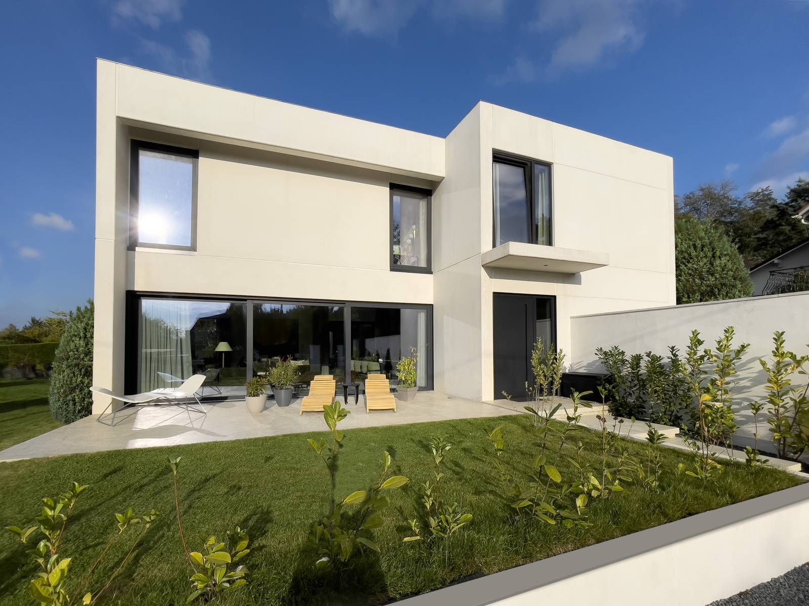 Luxury Venues for Fashion Shows & Runway Events Luberon & the Alpilles, France