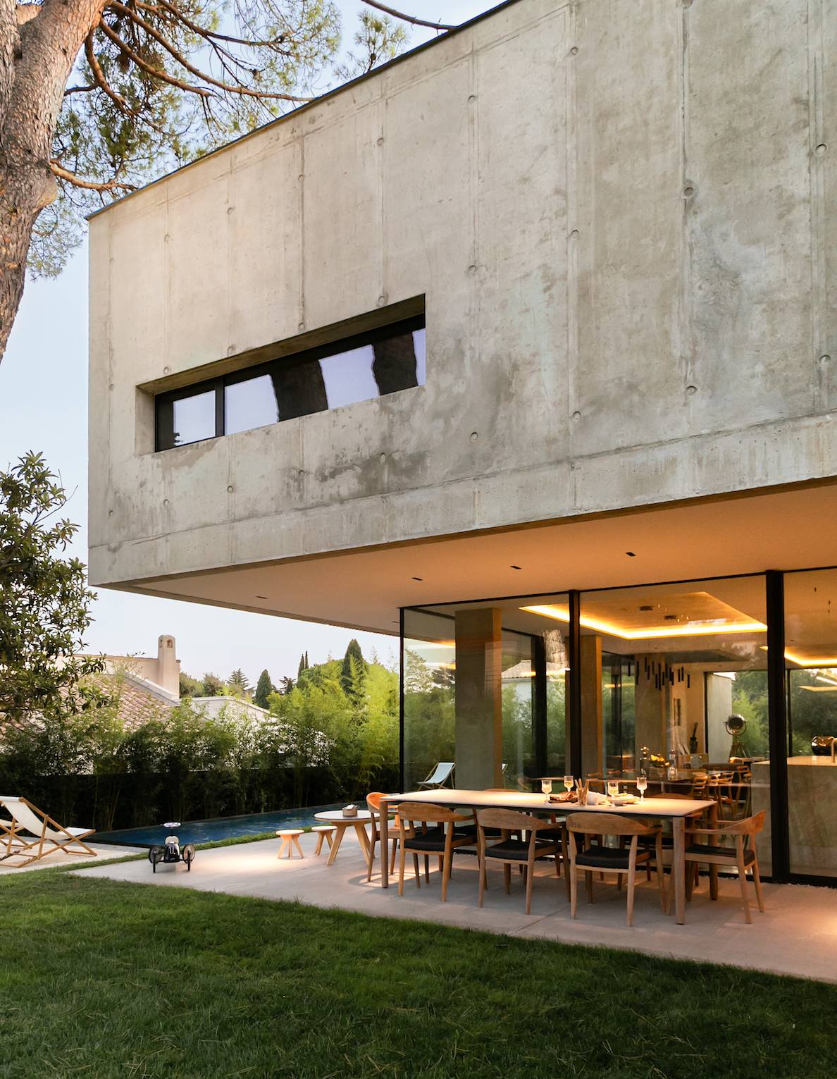 Rent a filming location for a photoshoot in South of France