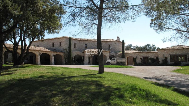 Luxurious Villa with Private Swimming Pool Perfectly Situated for an Exclusive Luxury Product Launch Event in the PACA Region of France