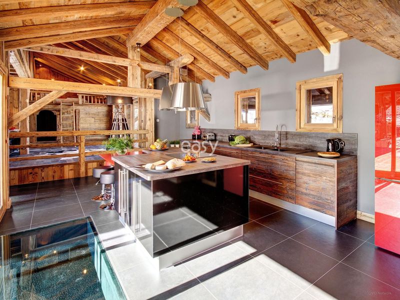 agency specialized in filming locations in the Alps mountain region