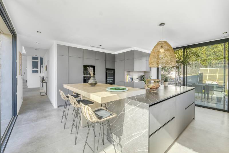 Exact shooting location in the Alpes-Maritimes department (06) of France