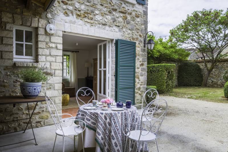 Countryside Filming Location Near Paris, France, Characterized by Rustic Charm and Scenic Beauty