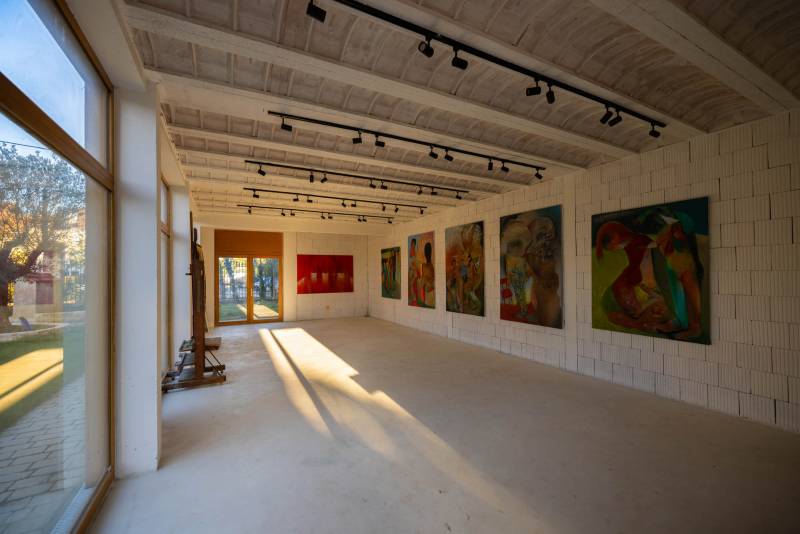 rent a unique and distinctive reception hall in Paris FRANCE