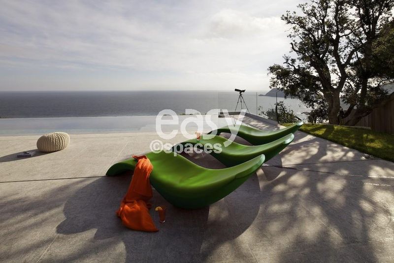 Where Can You Find a Beautiful Outdoor Location for a Photoshoot or a Filming Session That Meets All Your Needs?