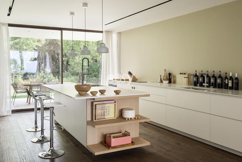 Private location available for rent for filming purposes in the city of Barcelona