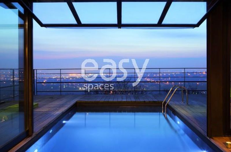 organizing a comprehensive and efficient photo production process in Lyon