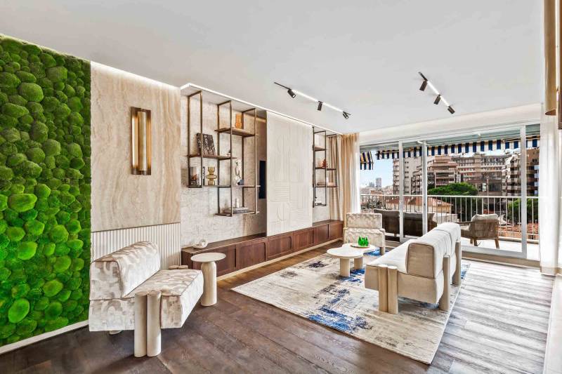 rent an apartment with a sea view for a photoshoot in Monaco, FRANCE