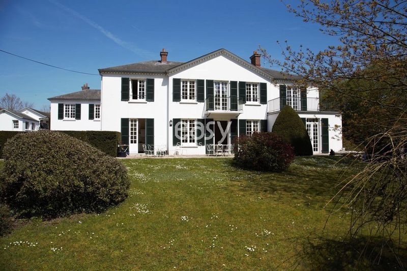 ranch available for rent conveniently located near Paris