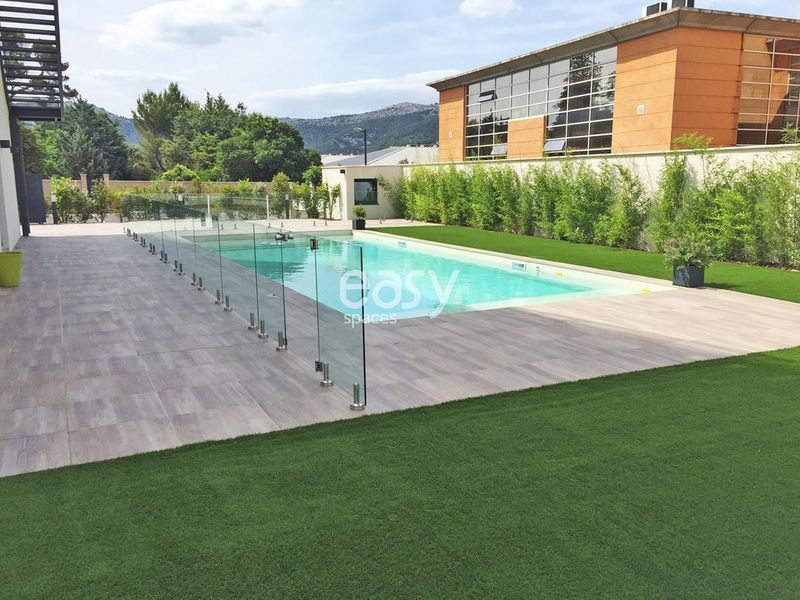 venue rental for professional and private event organization purposes