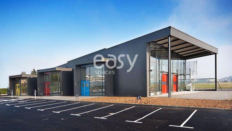 room rental services available for organizing professional business events in Lyon and surrounding areas