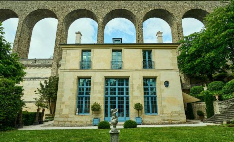 venue rental agency in Paris