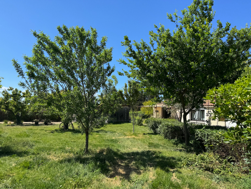 Country location ideal for an outdoor photoshoot or shooting session in FRANCE