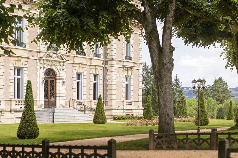 Unusual and Unique Event Venue Located in the City of Lyon in FRANCE
