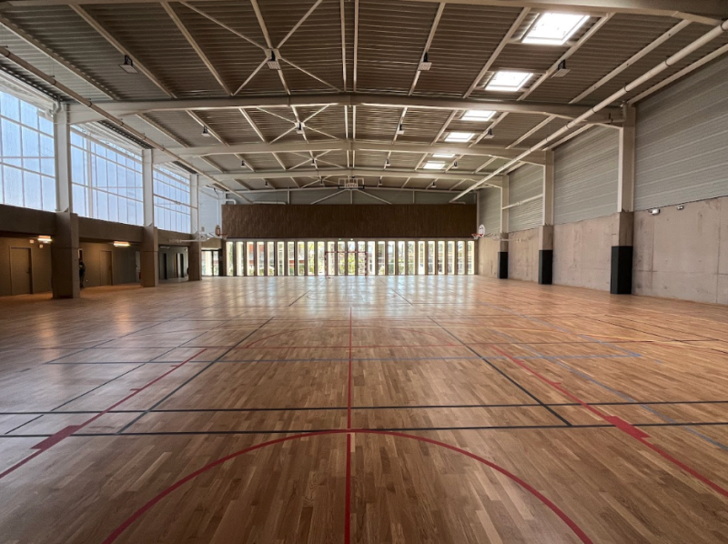 Rent a sports complex for an event in Marseille