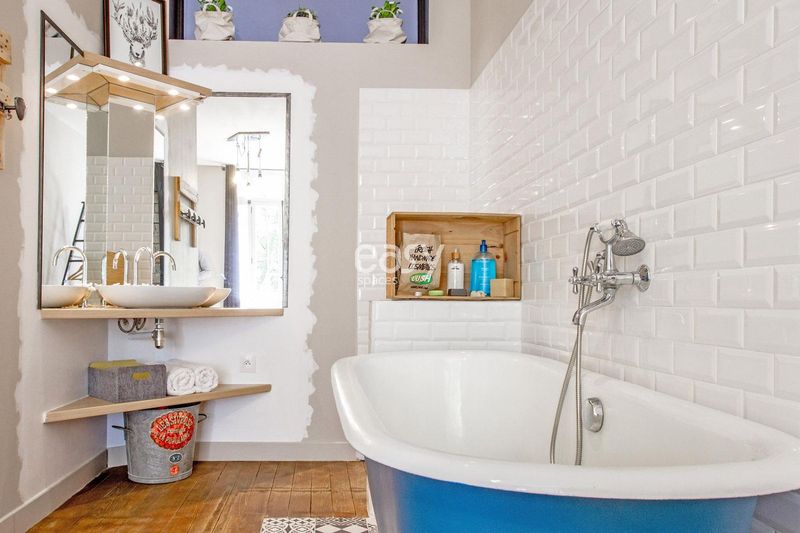 unique and unconventional apartment perfectly suited for professional photo shoots in Toulouse