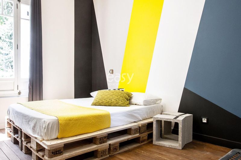 unique and unusual decorative setting perfect for photography in Toulouse Haute Garonne