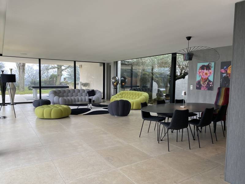 Renting Your House for a Professional Photo or Video Shooting Session in FRANCE