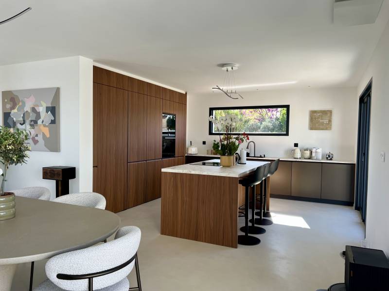 House available for rent for filming purposes in the beautiful and sunny southern region of France