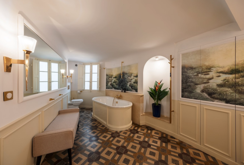 Renting a private mansion for a photo shoot in Aix-en-Provence