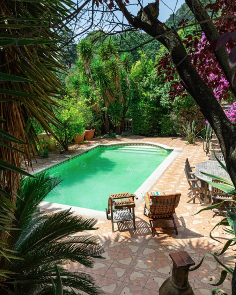 Riviera villa available for rent in FRANCE for professional photoshoot purposes 06