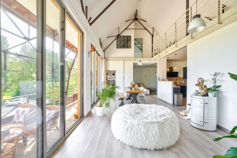 rental of a loft perfectly suited for professional shooting sessions in Paris - Île-de-France region, FRANCE