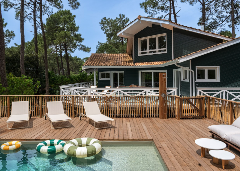 rent a house for a photoshoot in Lacanau