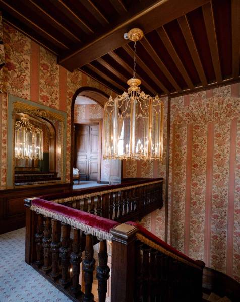 château Nouvelle Aquitaine France commercial filming location high end video production castle rental France