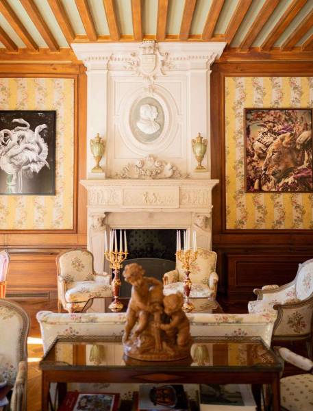 premium filming location France castle high ceilings large rooms production ready film set South West France