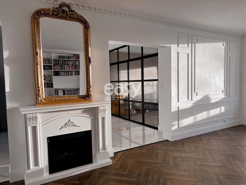 renting an apartment for a professional photoshoot session in Lille, FRANCE