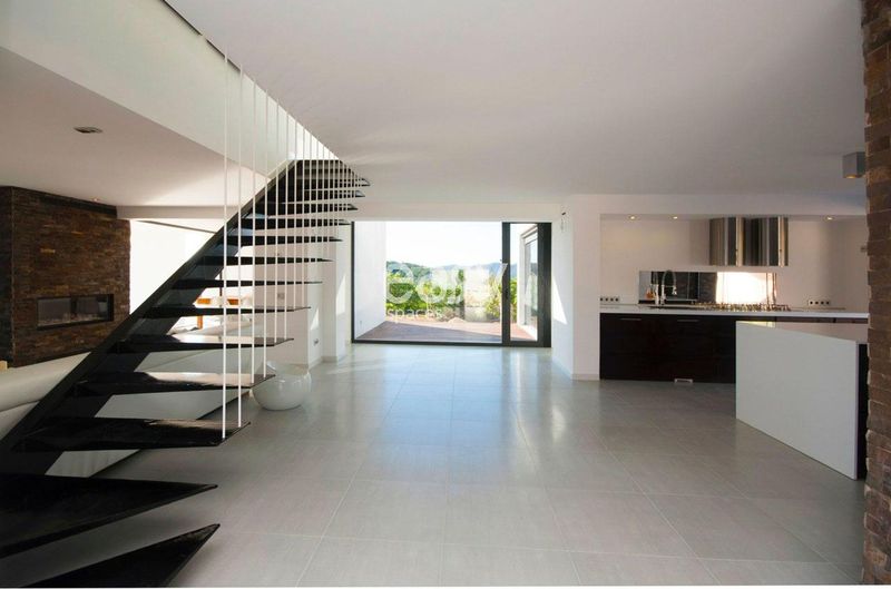 Who could possibly know about a location scouting agency operating on the island of Ibiza?