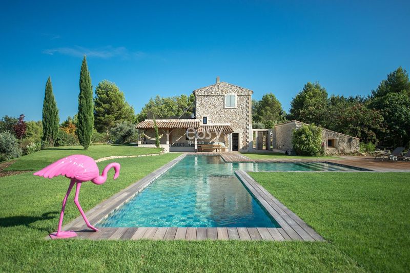 filming locations in Aix-en-Provence within the department number 13