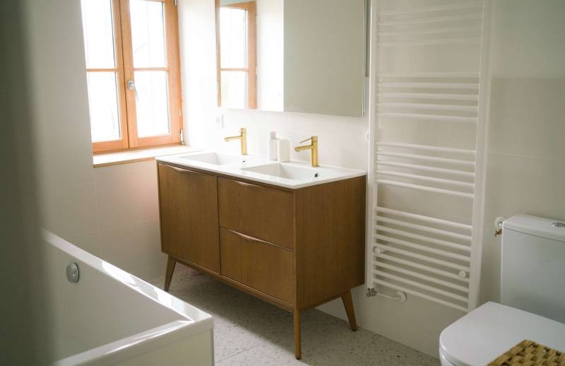 Beautiful and Spacious Bathroom Perfectly Suitable for Professional Photoshoots in FRANCE