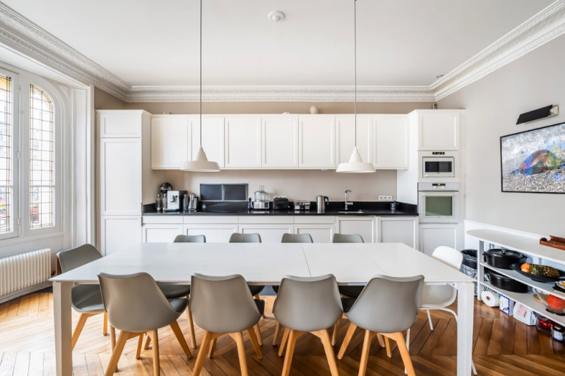 renting a Haussmann-style apartment in the center of Paris