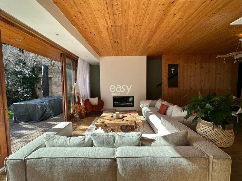 event venue located in the city of Bordeaux in FRANCE