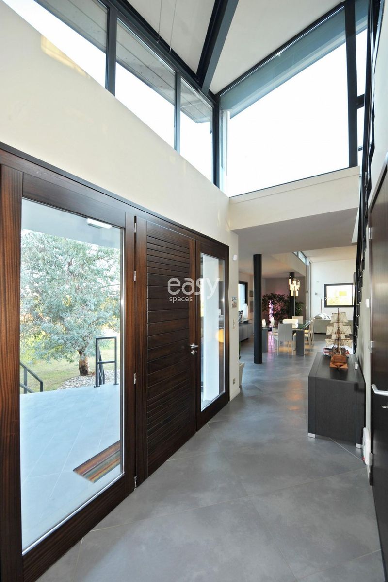 how to find an ideal filming location in the city of Toulouse with detailed guidance?