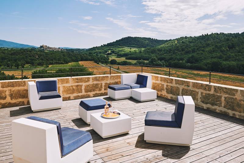 futuristic decor designed specifically for photo shooting sessions in FRANCE