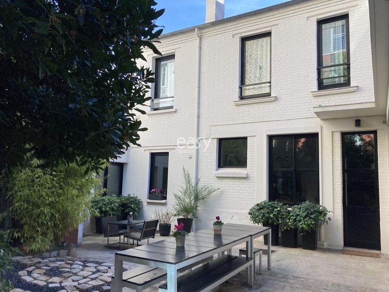 agency specializing in venues for professional photo and video shoots in Paris, France