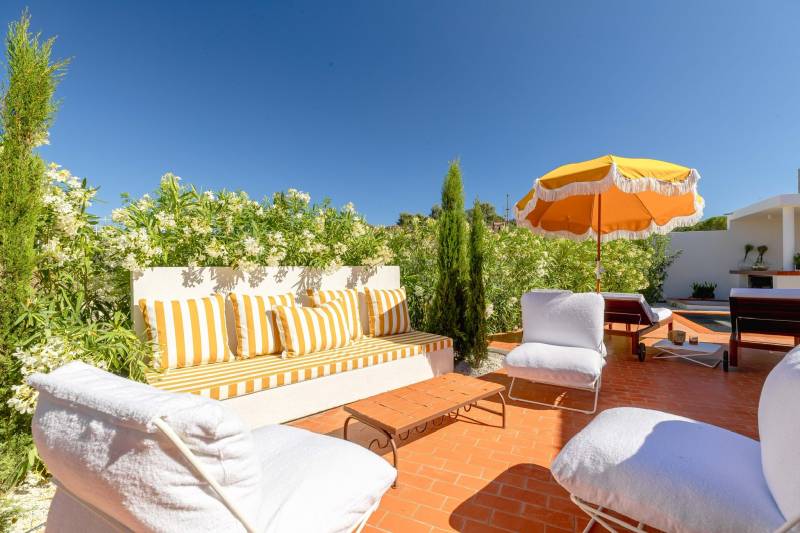 House available for rent in Provence FRANCE for professional photo shooting and filming purposes