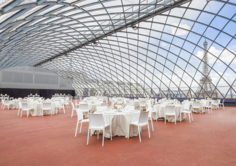 Rooftop view of the Eiffel Tower available for rent in Paris, FRANCE