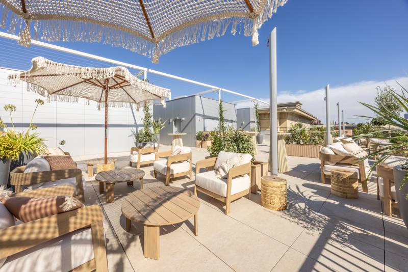 prestigious rooftop venue with exceptional views available for rent in Paris FRANCE