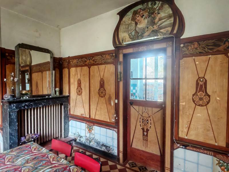 Character house rental for photo shoot in Paris