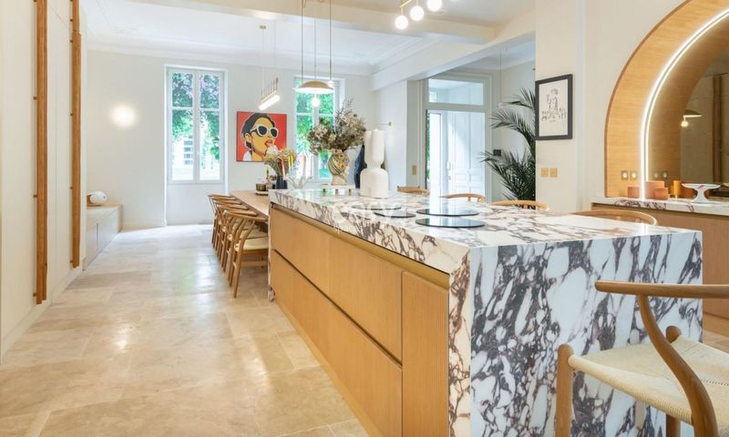 Renting Your House for Professional Photo or Video Shoots in Marseille, France