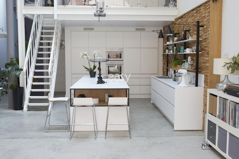 Shooting location situated in the northern region of FRANCE with picturesque surroundings