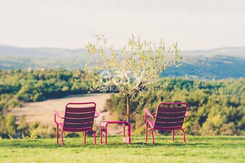 Decor for a professional photo production in the beautiful Luberon region of FRANCE