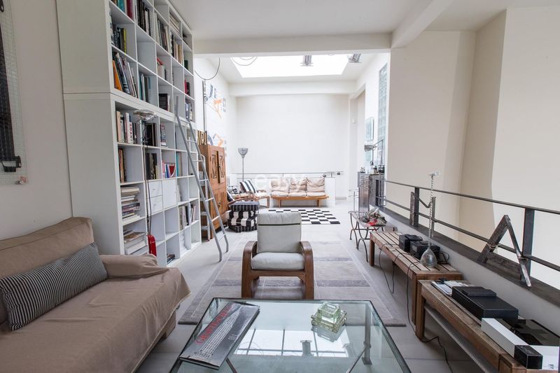 renting a venue for hosting various types of events in paris