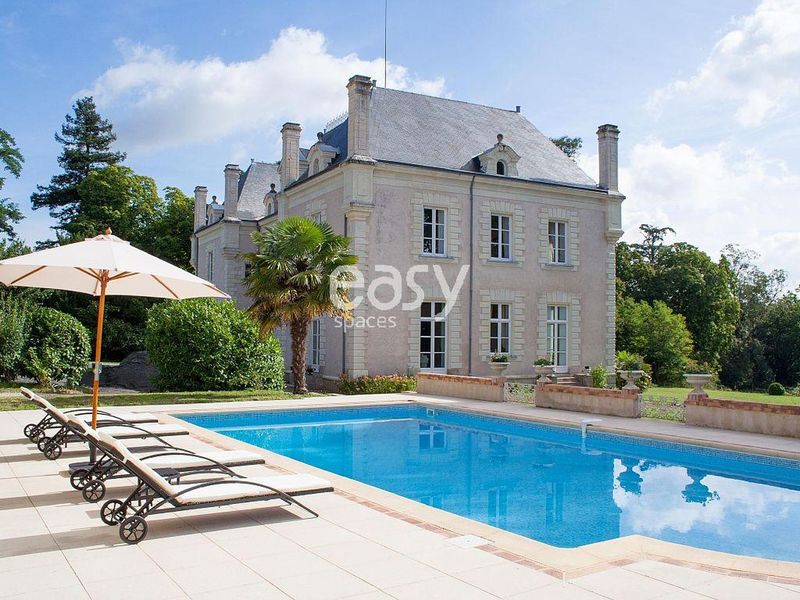 filming locations in the beautiful and historic city of Nantes