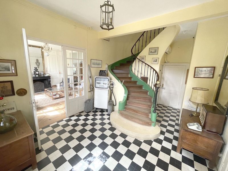 Unusual and Unique Photoshoot Locations in Rouen, FRANCE Perfect for Creative Photography