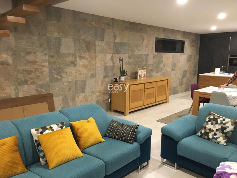 renting a beautiful house with a private swimming pool close to the city of Paris in FRANCE