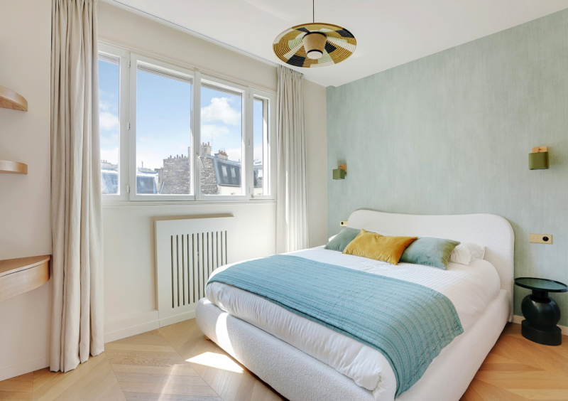 Beautiful Spacious Room Perfectly Designed for Professional Photoshoots in Paris, France