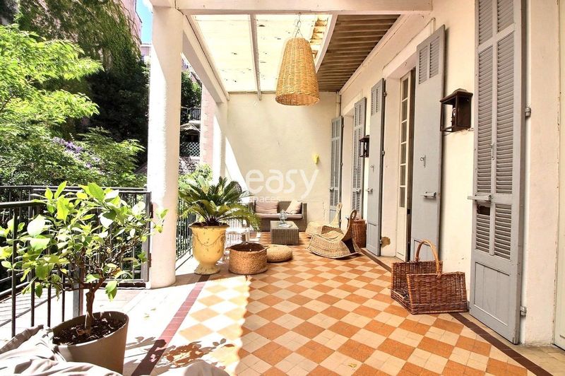 Detailed and Comprehensive List of Photoshoot Locations Available in Marseille